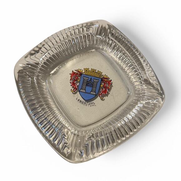 Other Other - Vintage 1960s glass ashtray with coat of arms design